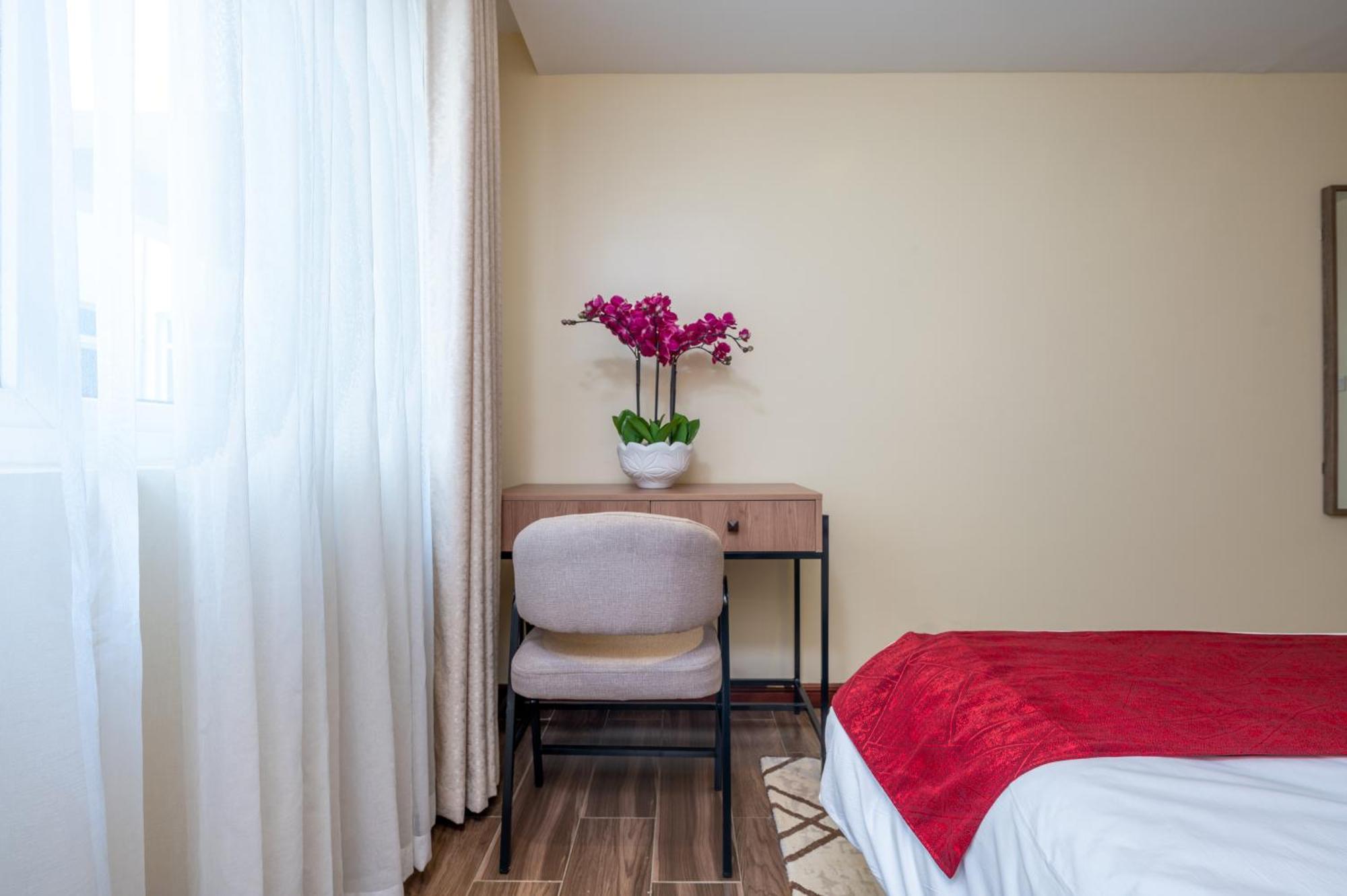 Roma Court Serviced Apartments Nairobi Extérieur photo
